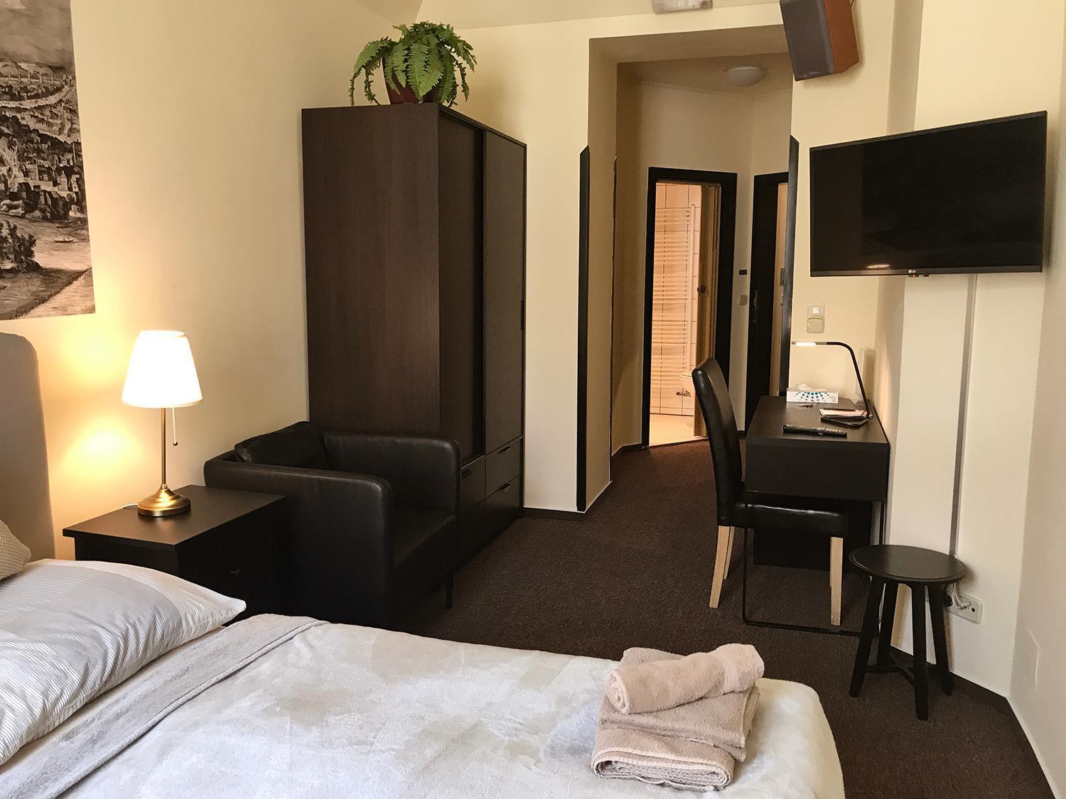 Light Rooms Prag Zimmer foto